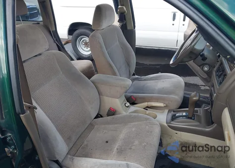 2001 Mitsubishi Montero Sport Xls z USA, uszkodzony, nr VIN JA4LS31H01P049862